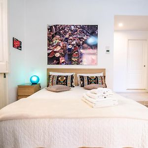 Camera con letto king size